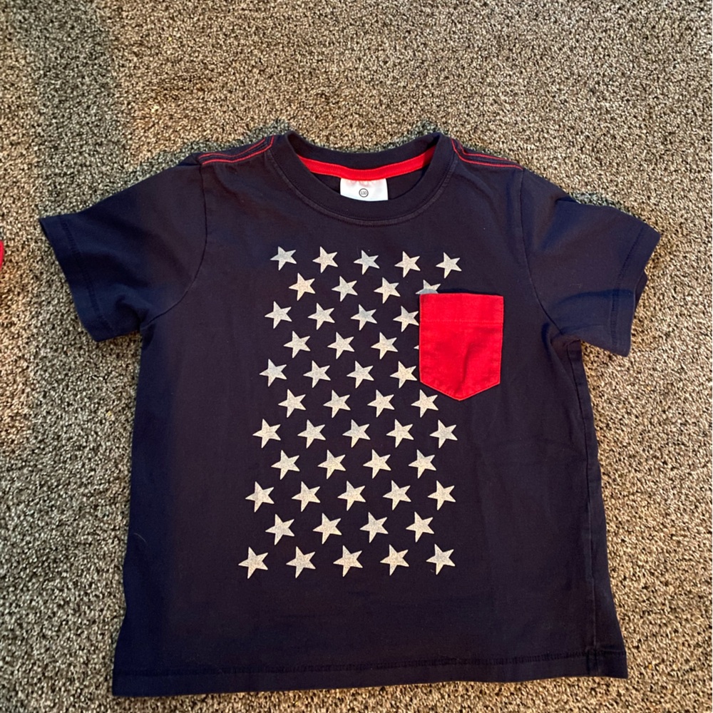 Boy’s Size 5 Navy Blue and Stars Shirt